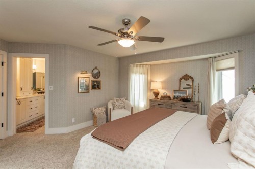 21 Dandell Close, Red Deer, AB - Indoor Photo Showing Bedroom