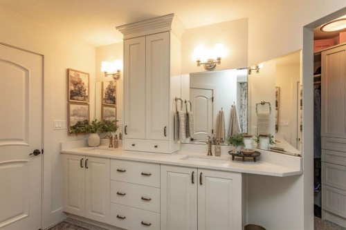 21 Dandell Close, Red Deer, AB - Indoor Photo Showing Bathroom