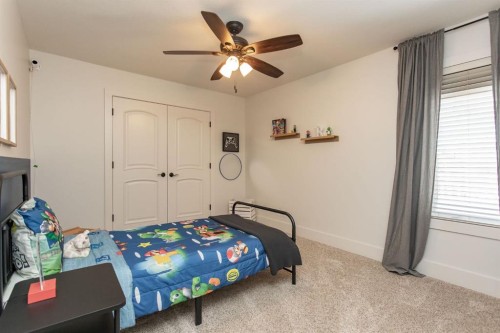 21 Dandell Close, Red Deer, AB - Indoor Photo Showing Bedroom