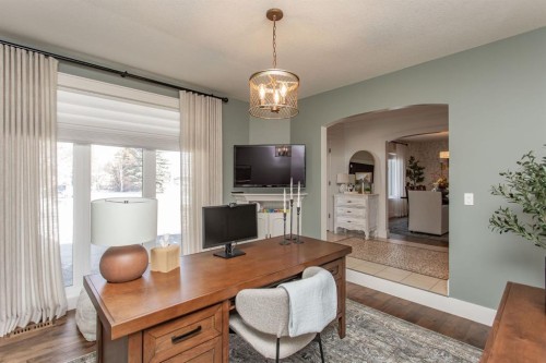 21 Dandell Close, Red Deer, AB - Indoor Photo Showing Office