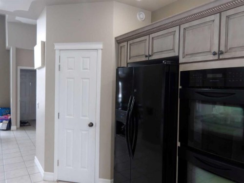 39 Ashley Close, Red Deer, AB - Indoor