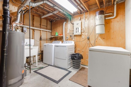 203 Percy Street, Bittern Lake, AB - Indoor Photo Showing Laundry Room