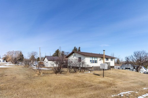 203 Percy Street, Bittern Lake, AB - Outdoor