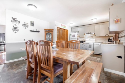 203 Percy Street, Bittern Lake, AB - Indoor