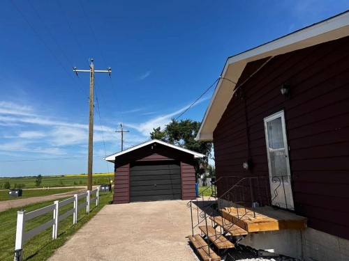 5240 50 Avenue, Holden, AB - Outdoor With Exterior