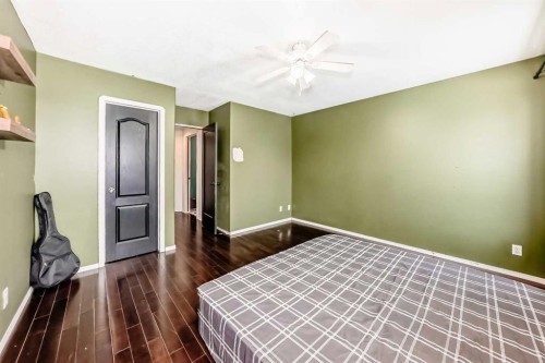 29 Duval Crescent, Red Deer, AB - Indoor Photo Showing Bedroom