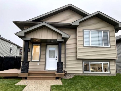 7403 44 Avenue, Camrose, AB - Outdoor
