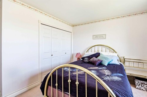 3000 35 Street, Ponoka, AB - Indoor Photo Showing Bedroom