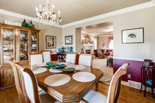 3000 35 Street, Ponoka, AB - Indoor Photo Showing Dining Room