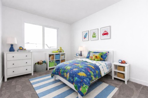 66 Henderson Crescent, Penhold, AB - Indoor Photo Showing Bedroom