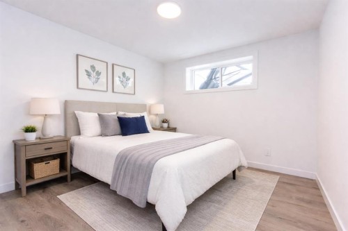 66 Henderson Crescent, Penhold, AB - Indoor Photo Showing Bedroom