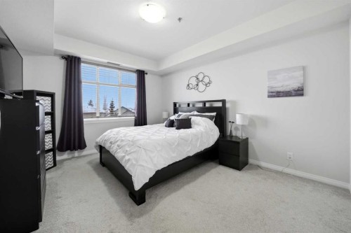 315-69 Ironstone, Red Deer, AB - Indoor Photo Showing Bedroom