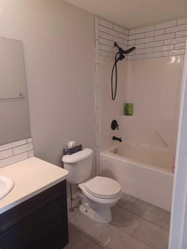 133 Old Boomer Road, Sylvan Lake, AB 