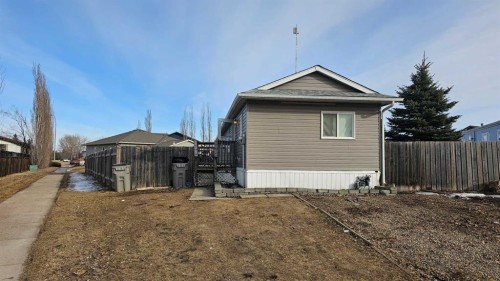 6001 53 Avenue Close  Stettler, AB T0C 2L2