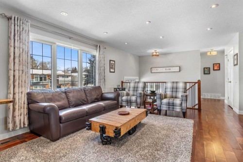 37 Northstar Drive, Lacombe, AB - Indoor Photo Showing Living Room