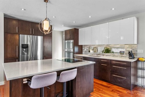 37 Northstar Drive, Lacombe, AB - Indoor Photo Showing Kitchen With Upgraded Kitchen