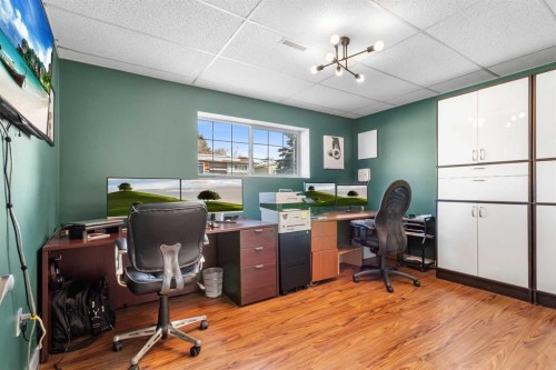 37 Northstar Drive, Lacombe, AB - Indoor Photo Showing Office