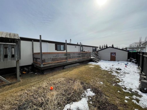 4908 55 Avenue, Camrose, AB - Outdoor