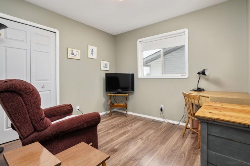 132 Edgewood Close, Camrose, AB - Indoor