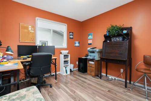 132 Edgewood Close, Camrose, AB - Indoor Photo Showing Office