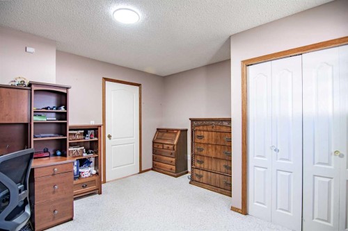 22 Doan Avenue, Red Deer, AB - Indoor