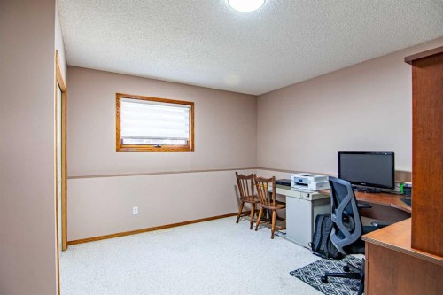 22 Doan Avenue, Red Deer, AB - Indoor Photo Showing Office