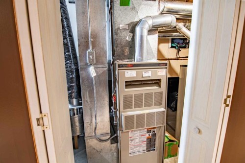 22 Doan Avenue, Red Deer, AB - Indoor Photo Showing Basement