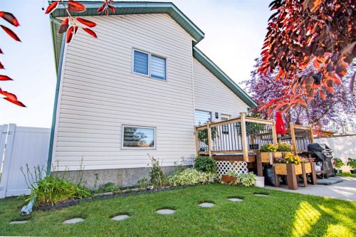 22 Doan Avenue, Red Deer, AB - Outdoor With Deck Patio Veranda