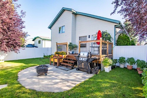 22 Doan Avenue, Red Deer, AB - Outdoor With Deck Patio Veranda