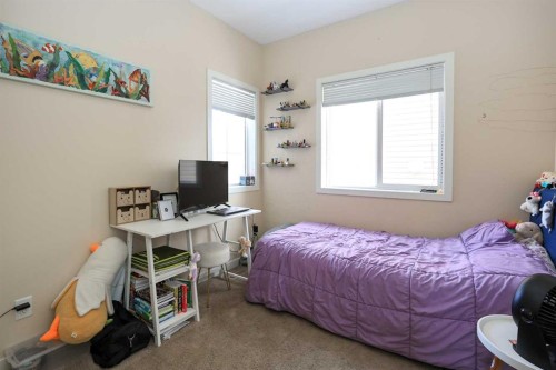 267 Lancaster Drive, Red Deer, AB - Indoor Photo Showing Bedroom