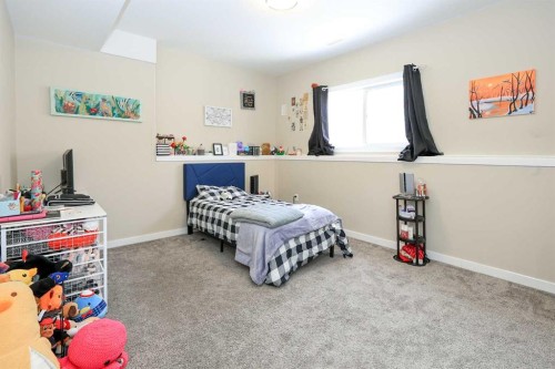 267 Lancaster Drive, Red Deer, AB - Indoor Photo Showing Bedroom