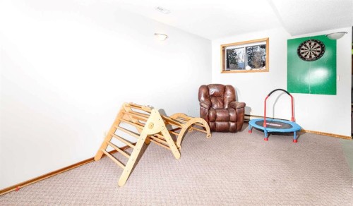 6343 58 Ave Avenue West, Red Deer, AB - Indoor