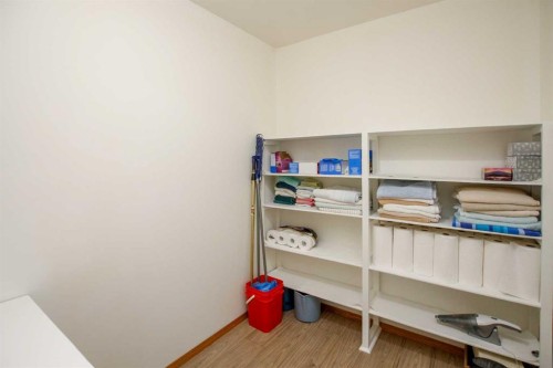 37466 Range Road 263, Rural Red Deer County, AB - Indoor