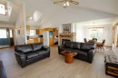 37466 Range Road 263, Rural Red Deer County, AB  - Indoor Photo Showing Living Room 