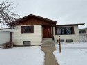 5112 55 Ave, Ponoka, AB  - Outdoor 