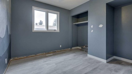 45 Nichols Crescent, Red Deer, AB - Indoor Photo Showing Other Room