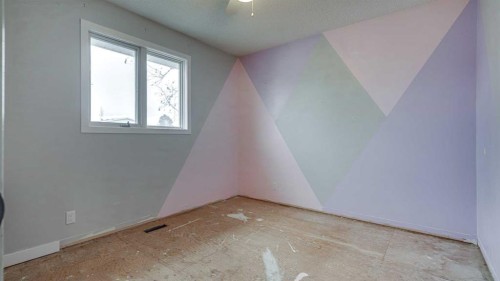 45 Nichols Crescent, Red Deer, AB - Indoor Photo Showing Other Room