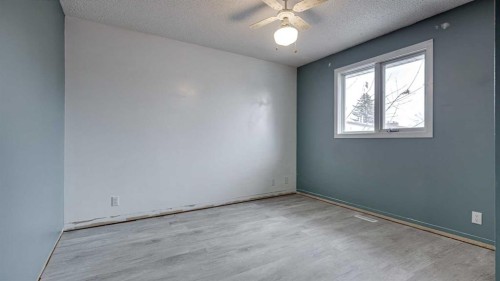 45 Nichols Crescent, Red Deer, AB - Indoor Photo Showing Other Room
