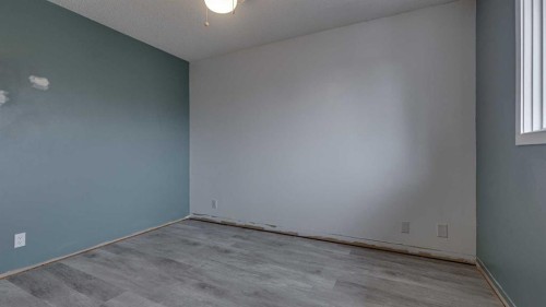 45 Nichols Crescent, Red Deer, AB - Indoor Photo Showing Other Room