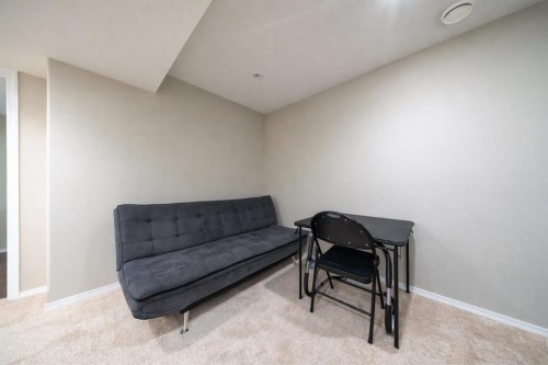 807-30 Carleton Avenue, Red Deer, AB - Indoor Photo Showing Other Room