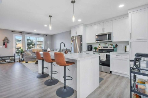 49 Evergreen Way, Red Deer, AB - Indoor Photo Showing Kitchen With Upgraded Kitchen