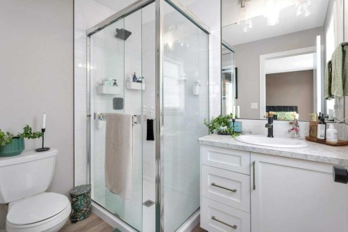 49 Evergreen Way, Red Deer, AB - Indoor Photo Showing Bathroom