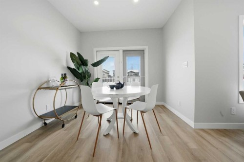 114 Palmer Circle, Blackfalds, AB - Indoor Photo Showing Dining Room