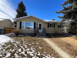 5316 Poplar Avenue Blackfalds, AB T0M 0J0