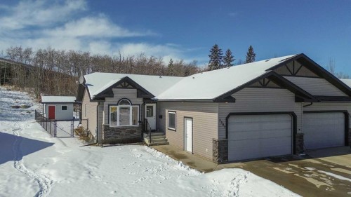 5543 52 Avenue Close  Innisfail, AB T4G 0A1