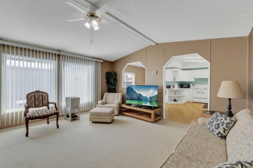 52-4922 Womacks Road, Blackfalds, AB 