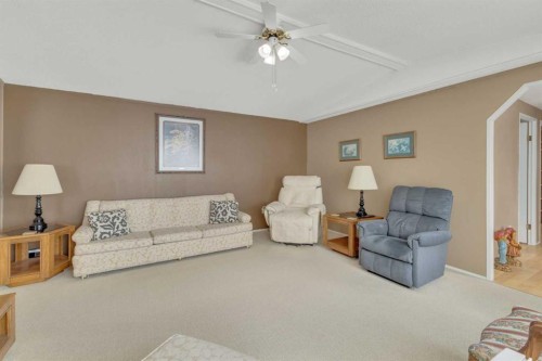 52-4922 Womacks Road, Blackfalds, AB 