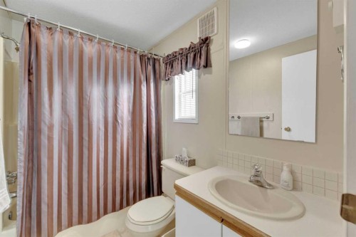 52-4922 Womacks Road, Blackfalds, AB 