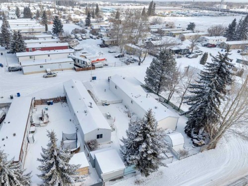 52-4922 Womacks Road, Blackfalds, AB 