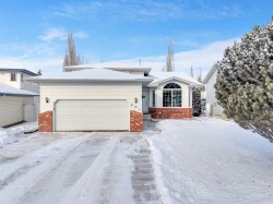 404 Allan Street Red Deer, AB T4R 2K7